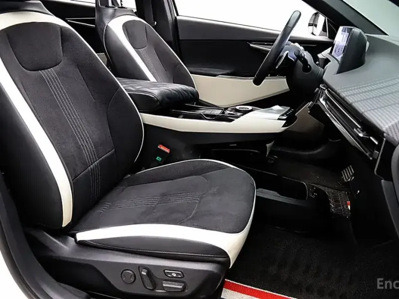 2024 Kia EV6 с пробегом 38 476 км