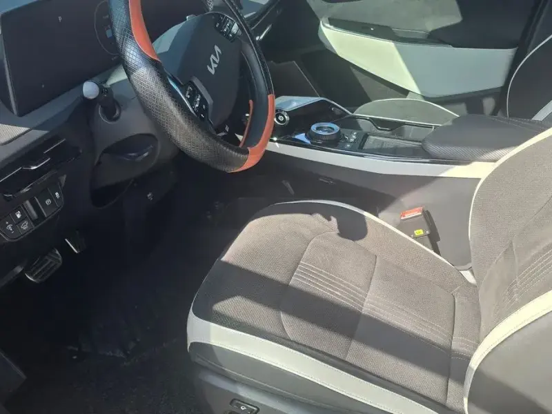 2022 Kia EV6 с пробегом 87 000 км