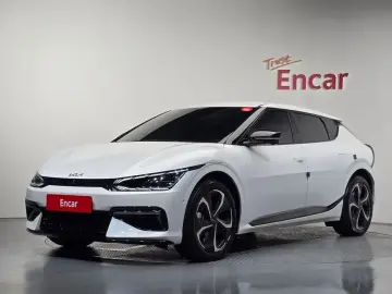 2023 Kia EV6 с пробегом 74 307 км