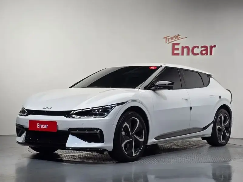 2023 Kia EV6 с пробегом 74 307 км