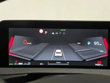 2023 Kia EV6 с пробегом 74 307 км
