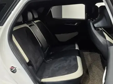 2023 Kia EV6 с пробегом 74 307 км