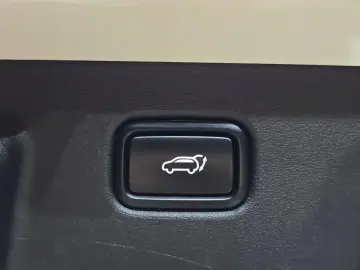 2023 Kia EV6 с пробегом 74 307 км