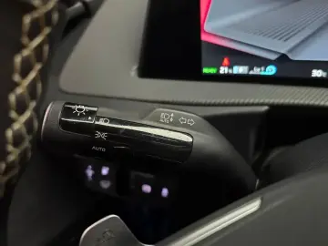 2023 Kia EV6 с пробегом 74 307 км