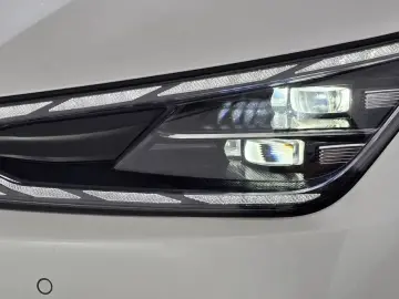 2023 Kia EV6 с пробегом 74 307 км