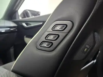2023 Kia EV6 с пробегом 74 307 км