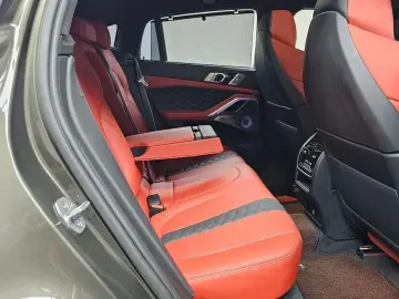 2022 BMW X6 M с пробегом 71 377 км