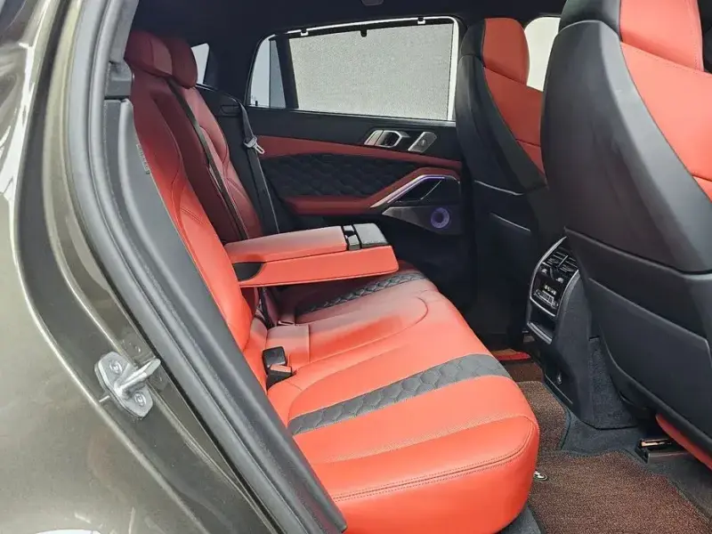 2022 BMW X6 M с пробегом 71 377 км