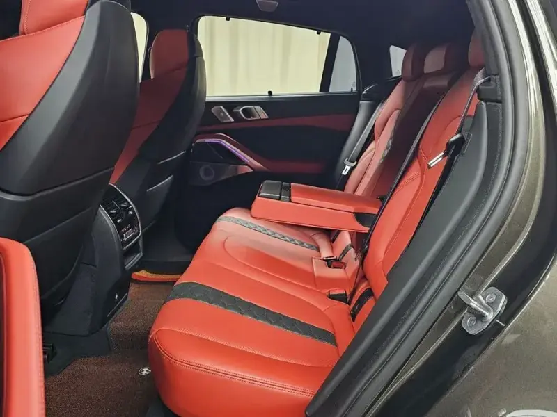 2022 BMW X6 M с пробегом 71 377 км