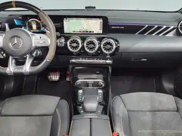 2021 Mercedes-Benz CLA с пробегом 99 240 км