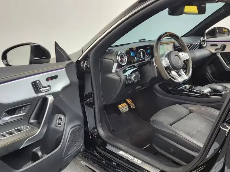 2021 Mercedes-Benz CLA с пробегом 99 240 км