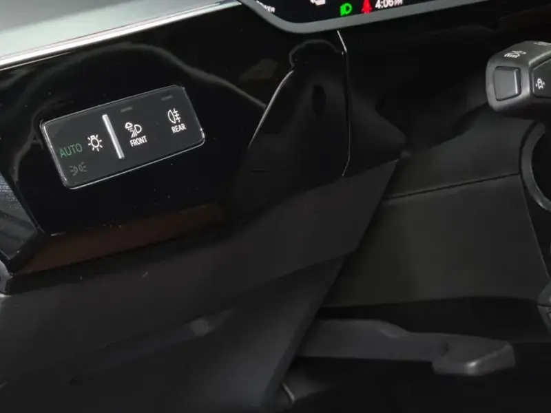 2021 Audi e-tron с пробегом 59 386 км