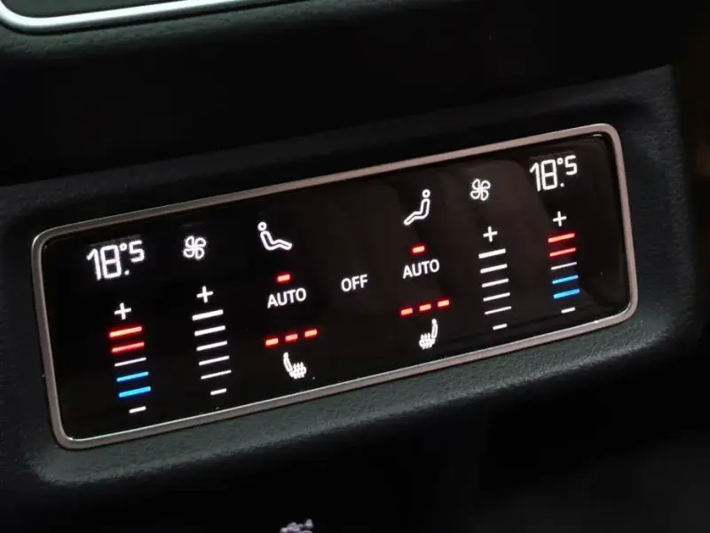 2021 Audi e-tron с пробегом 59 386 км
