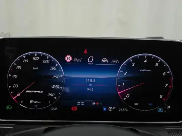 2025 Mercedes-Benz CLE с пробегом 946 км