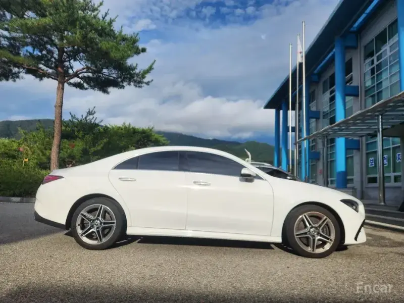 2024 Mercedes-Benz CLA с пробегом 70 100 км