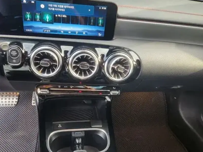 2024 Mercedes-Benz CLA с пробегом 70 100 км