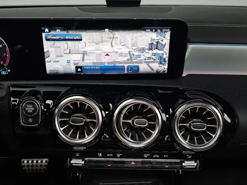 2024 Mercedes-Benz CLA с пробегом 12 953 км