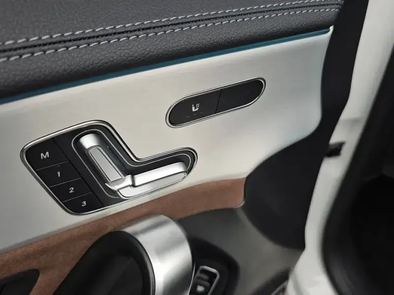 2024 Mercedes-Benz CLA с пробегом 12 953 км