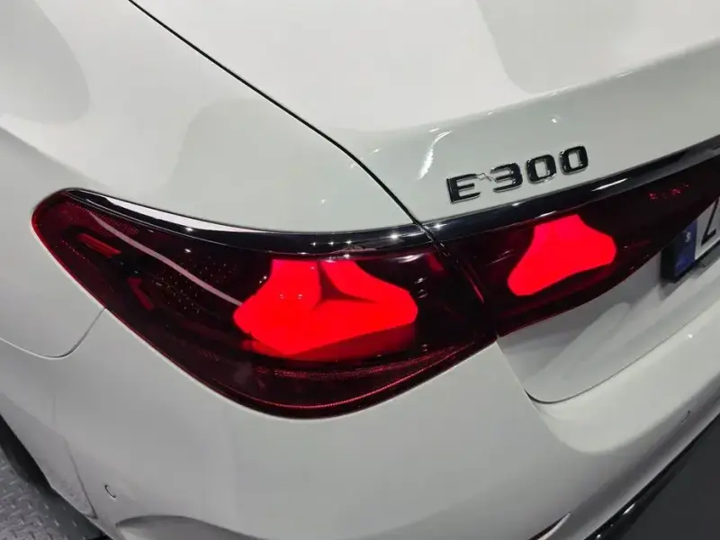 2024 Mercedes-Benz E-Класс с пробегом 22 569 км