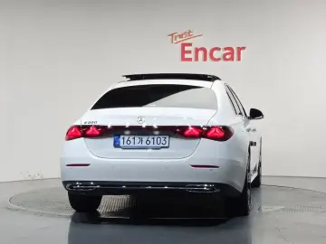 2025 Mercedes-Benz E-Класс с пробегом 4 850 км