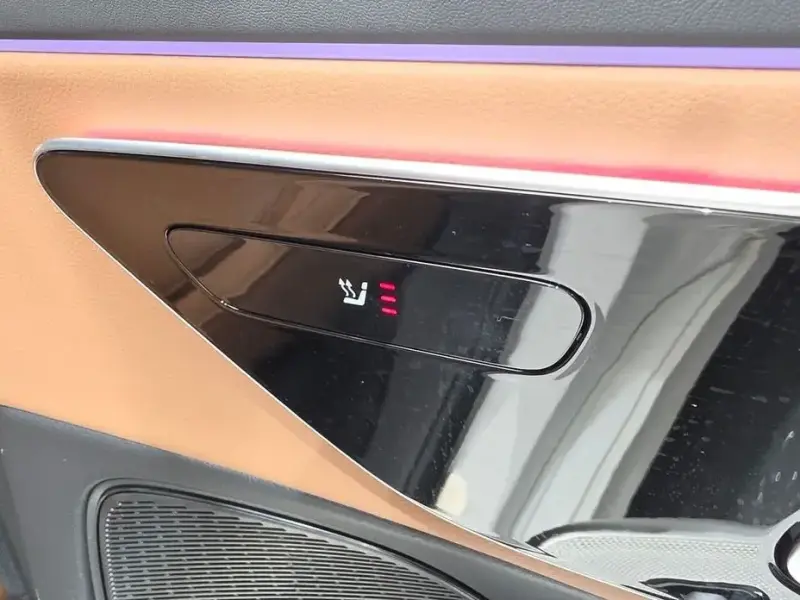 2025 Mercedes-Benz E-Класс с пробегом 4 850 км