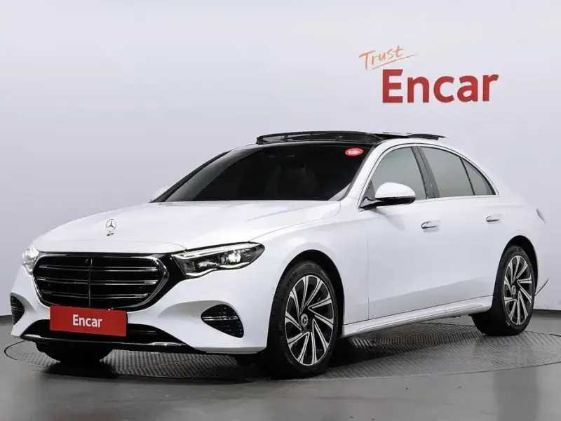 2024 Mercedes-Benz E-Класс с пробегом 30 219 км