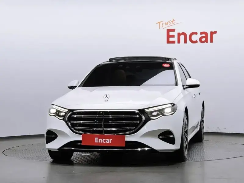 2024 Mercedes-Benz E-Класс с пробегом 30 219 км