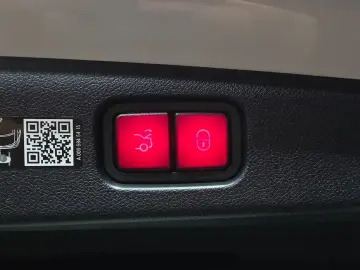 2025 Mercedes-Benz E-Класс с пробегом 4 850 км
