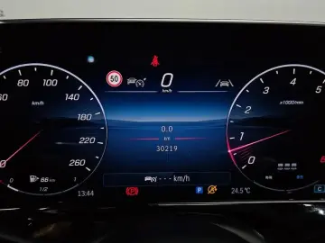 2024 Mercedes-Benz E-Класс с пробегом 30 219 км