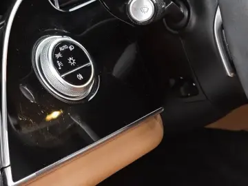 2024 Mercedes-Benz E-Класс с пробегом 30 219 км