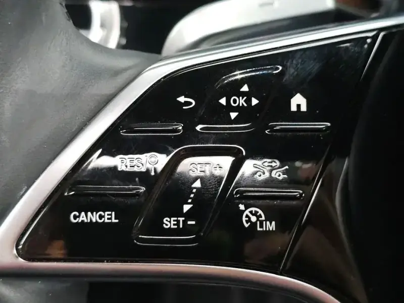 2024 Mercedes-Benz E-Класс с пробегом 30 219 км