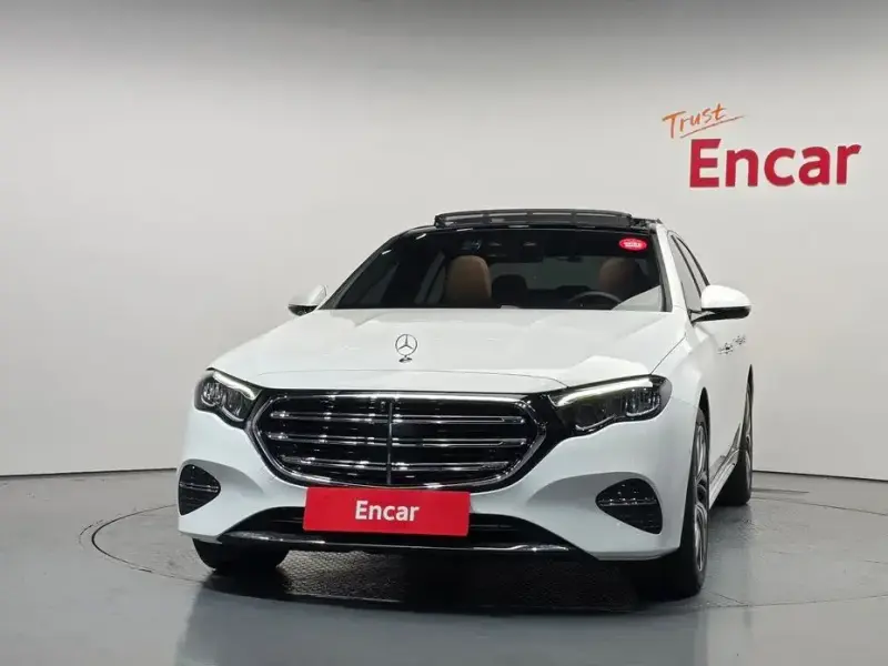 2025 Mercedes-Benz E-Класс с пробегом 16 890 км