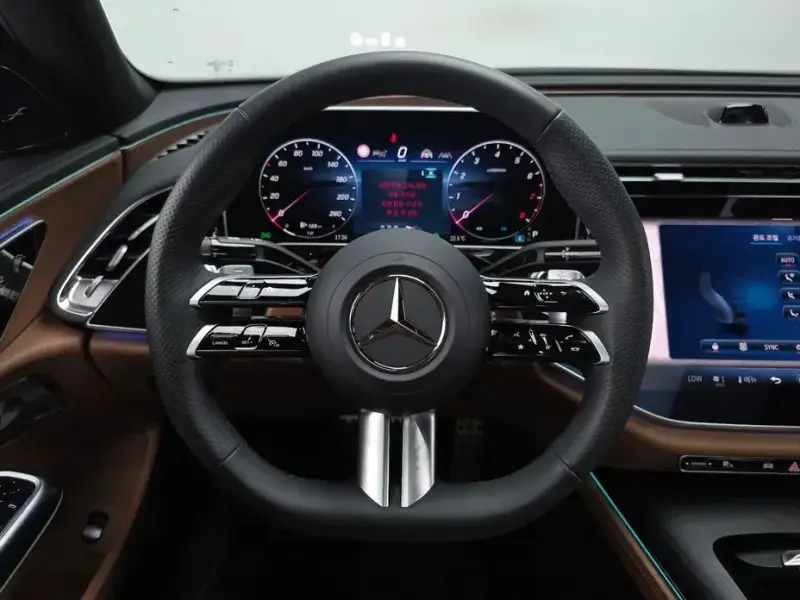 2024 Mercedes-Benz E-Класс с пробегом 7 485 км