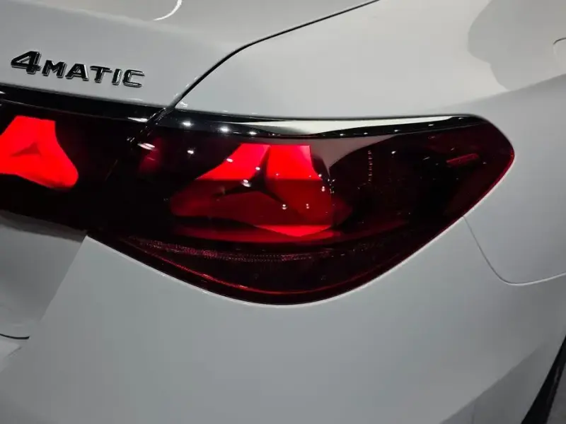 2025 Mercedes-Benz E-Класс с пробегом 16 890 км
