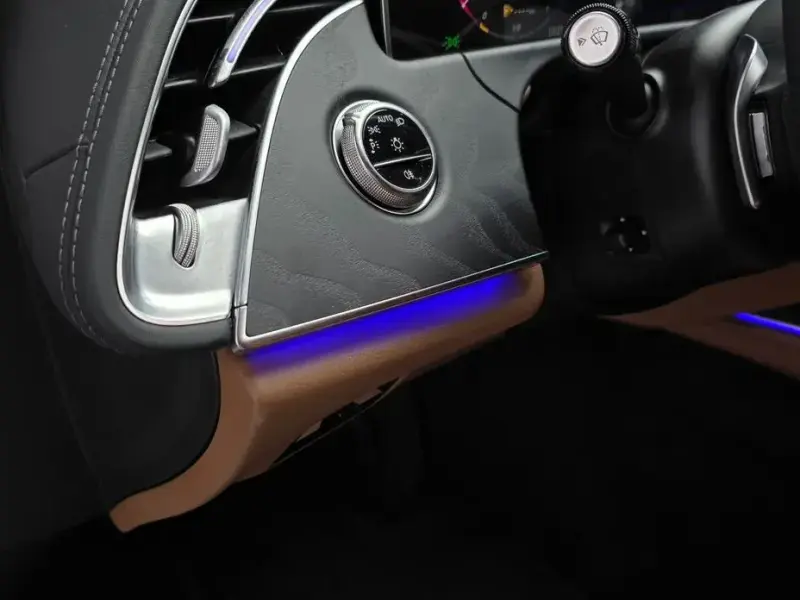 2025 Mercedes-Benz E-Класс с пробегом 16 890 км