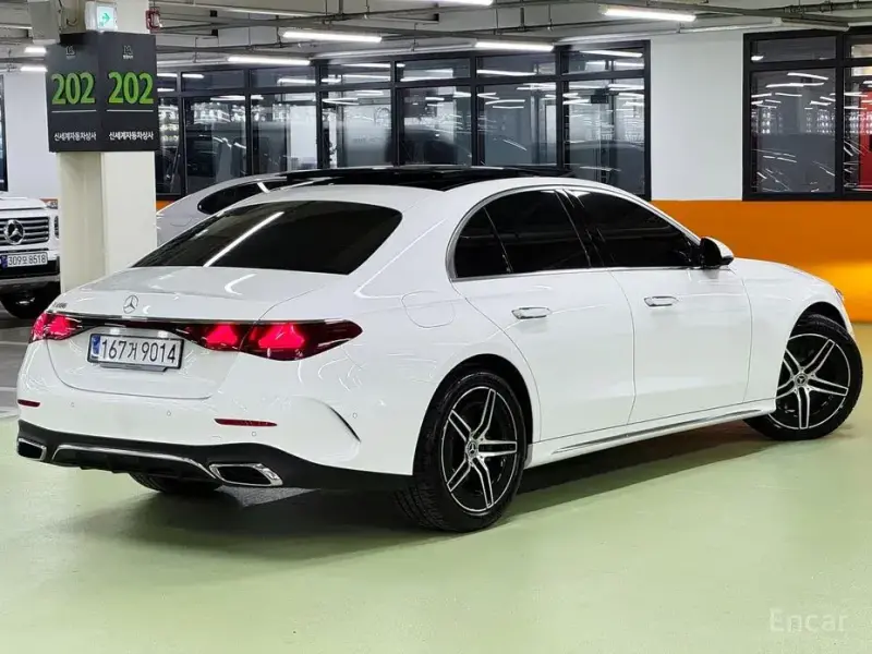 2026 Mercedes-Benz E-Класс с пробегом 3 554 км