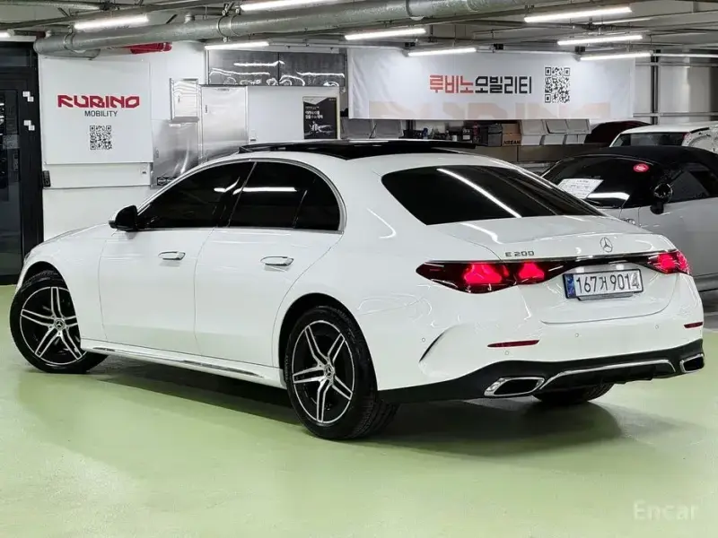 2026 Mercedes-Benz E-Класс с пробегом 3 554 км
