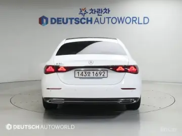 2024 Mercedes-Benz E-Класс с пробегом 24 398 км