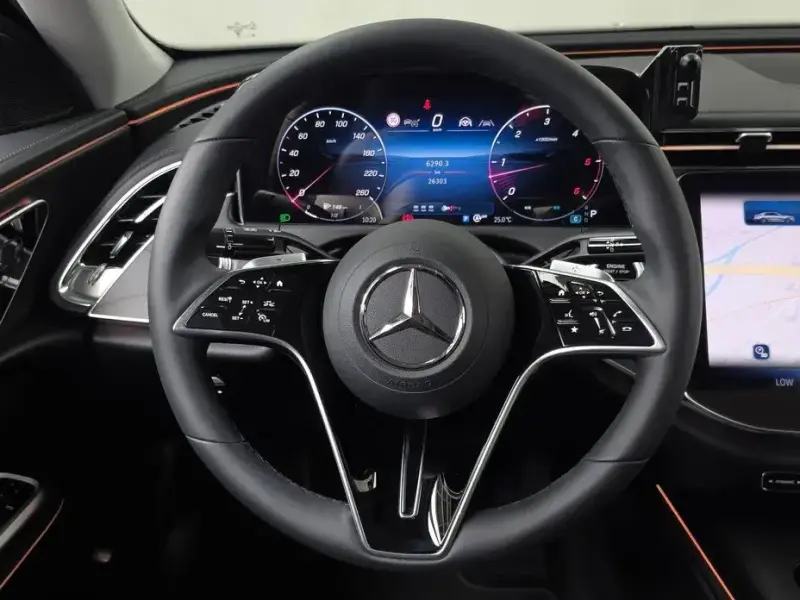 2024 Mercedes-Benz E-Класс с пробегом 26 303 км