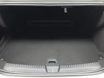 2024 Mercedes-Benz E-Класс с пробегом 26 303 км