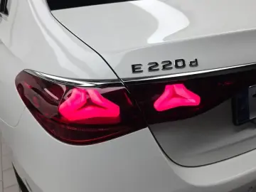 2024 Mercedes-Benz E-Класс с пробегом 26 303 км