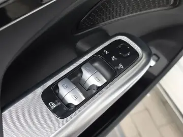 2024 Mercedes-Benz E-Класс с пробегом 26 303 км
