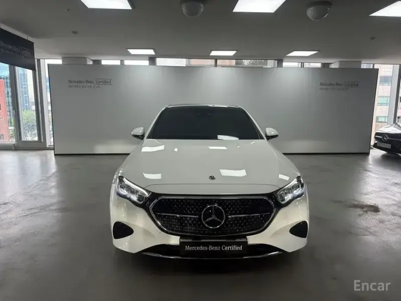 2024 Mercedes-Benz E-Класс с пробегом 41 633 км