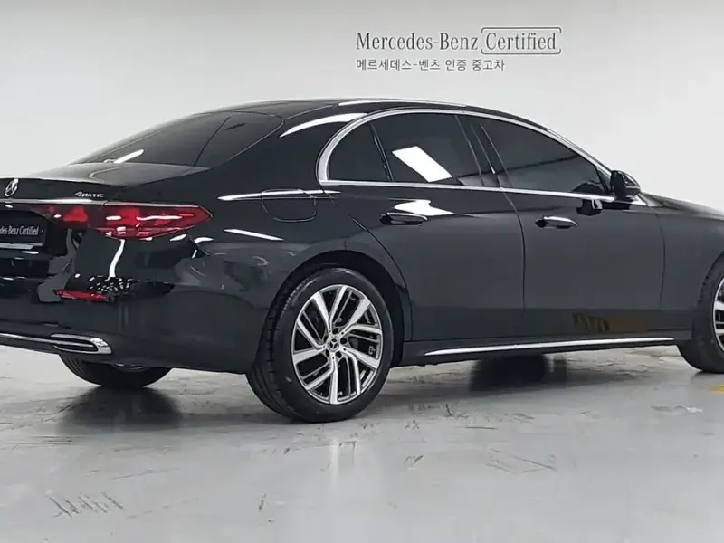 2024 Mercedes-Benz E-Класс с пробегом 22 997 км