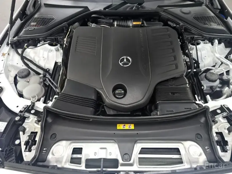 2026 Mercedes-Benz E-Класс с пробегом 4 032 км