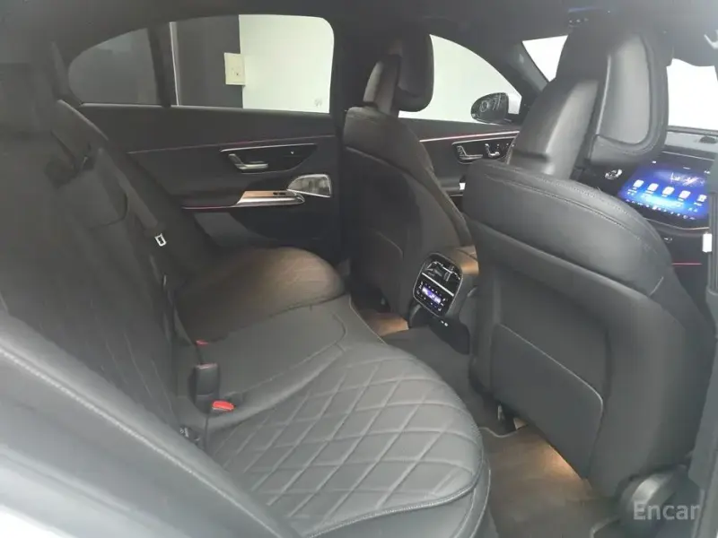 2026 Mercedes-Benz E-Класс с пробегом 4 032 км