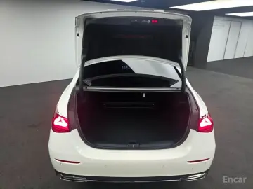 2026 Mercedes-Benz E-Класс с пробегом 4 032 км