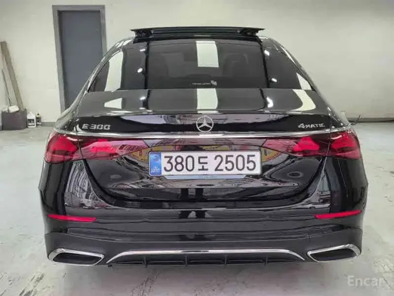 2025 Mercedes-Benz E-Класс с пробегом 8 978 км