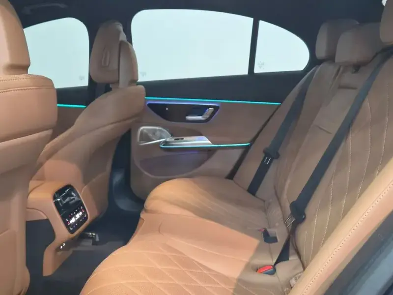 2026 Mercedes-Benz E-Класс с пробегом 3 036 км