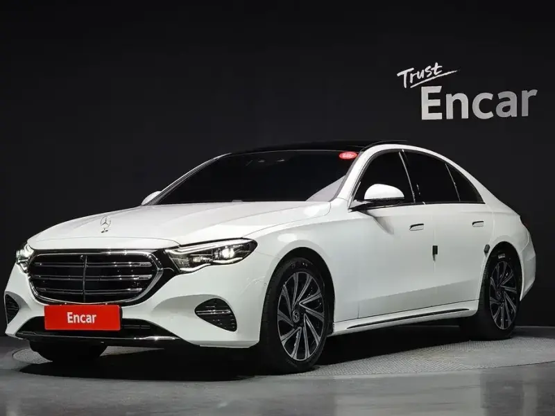 2025 Mercedes-Benz E-Класс с пробегом 26 014 км